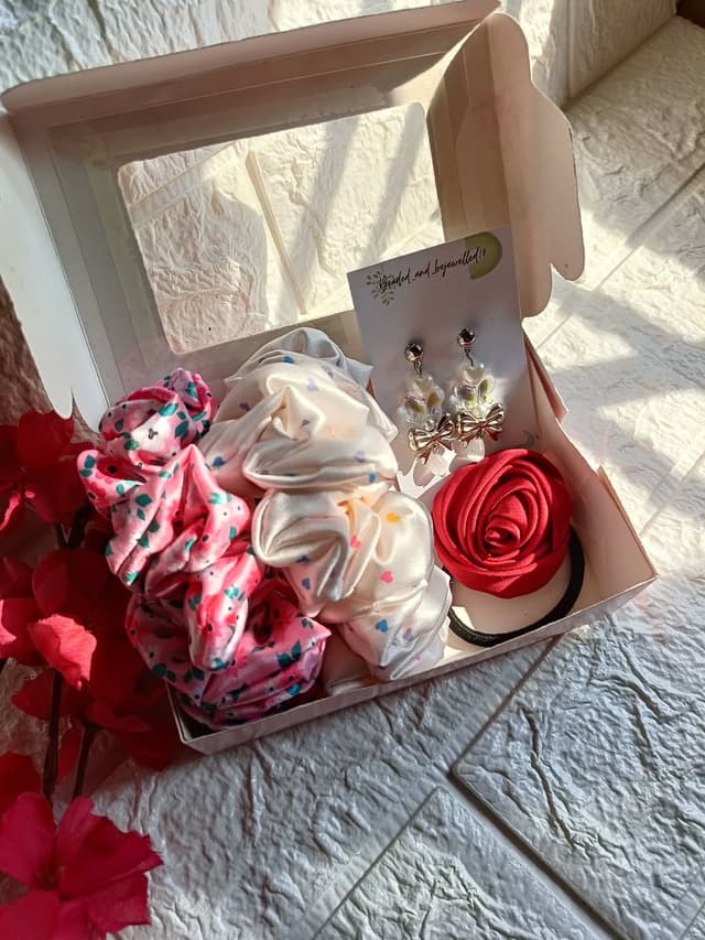 Premium Valentine Hamper